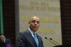 Marcos Aguilar Presenta Iniciativa Para Prohibir Uso De Bolsas De