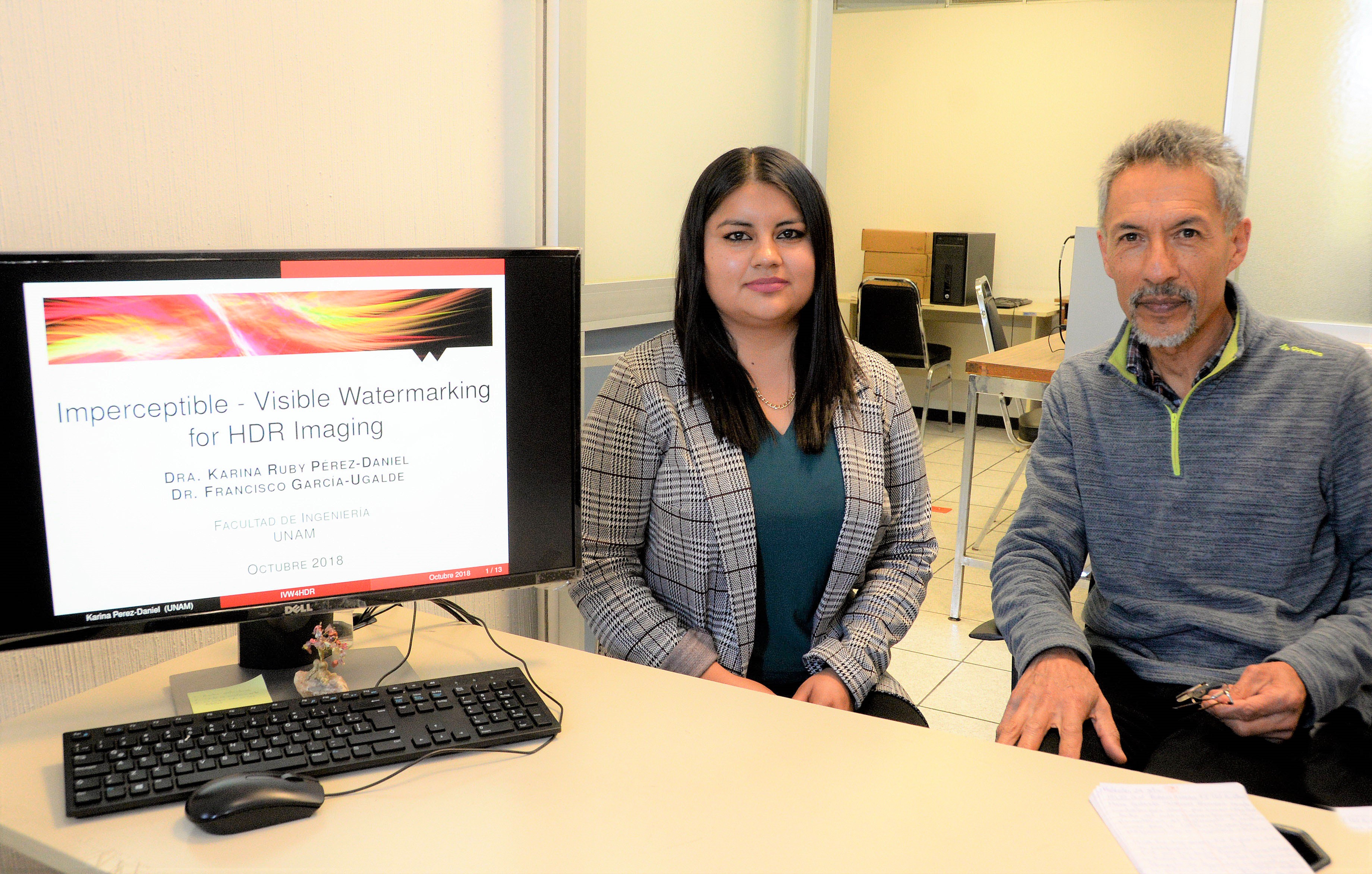 Crean marca de agua para proteger imágenes y contrarrestar pérdidas por piratería en TV e Internet. Karina Ruby Pérez Daniel, becaria posdoctoral de la UNAM, y su asesor Francisco Javier García Ugalde, de la Facultad de Ingeniería (FI).