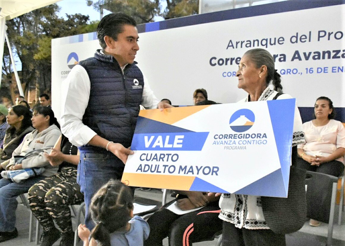 Roberto Sosa encabeza arranque del programa "Corregidora Avanza Contigo".