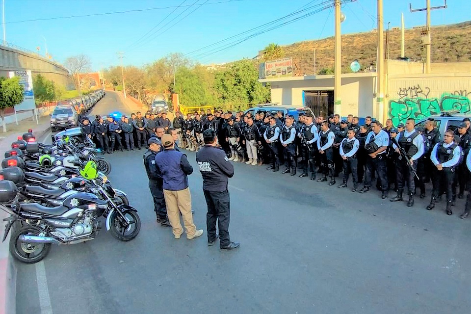 Arranca operativo viacrucis en El Marqués.