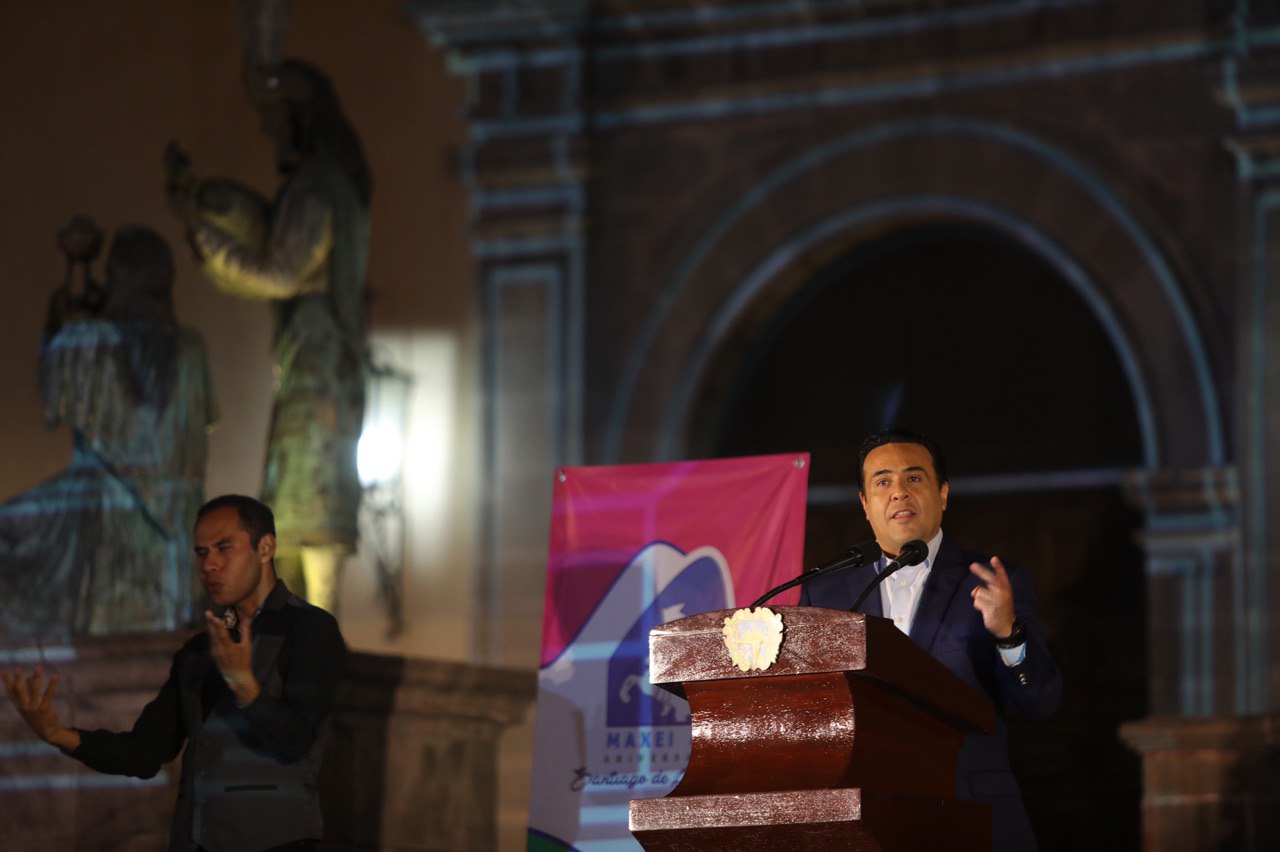 Inaugura Luis Nava el Festival Maxei 488 Aniversario de la Fundación de Santiago de Querétaro