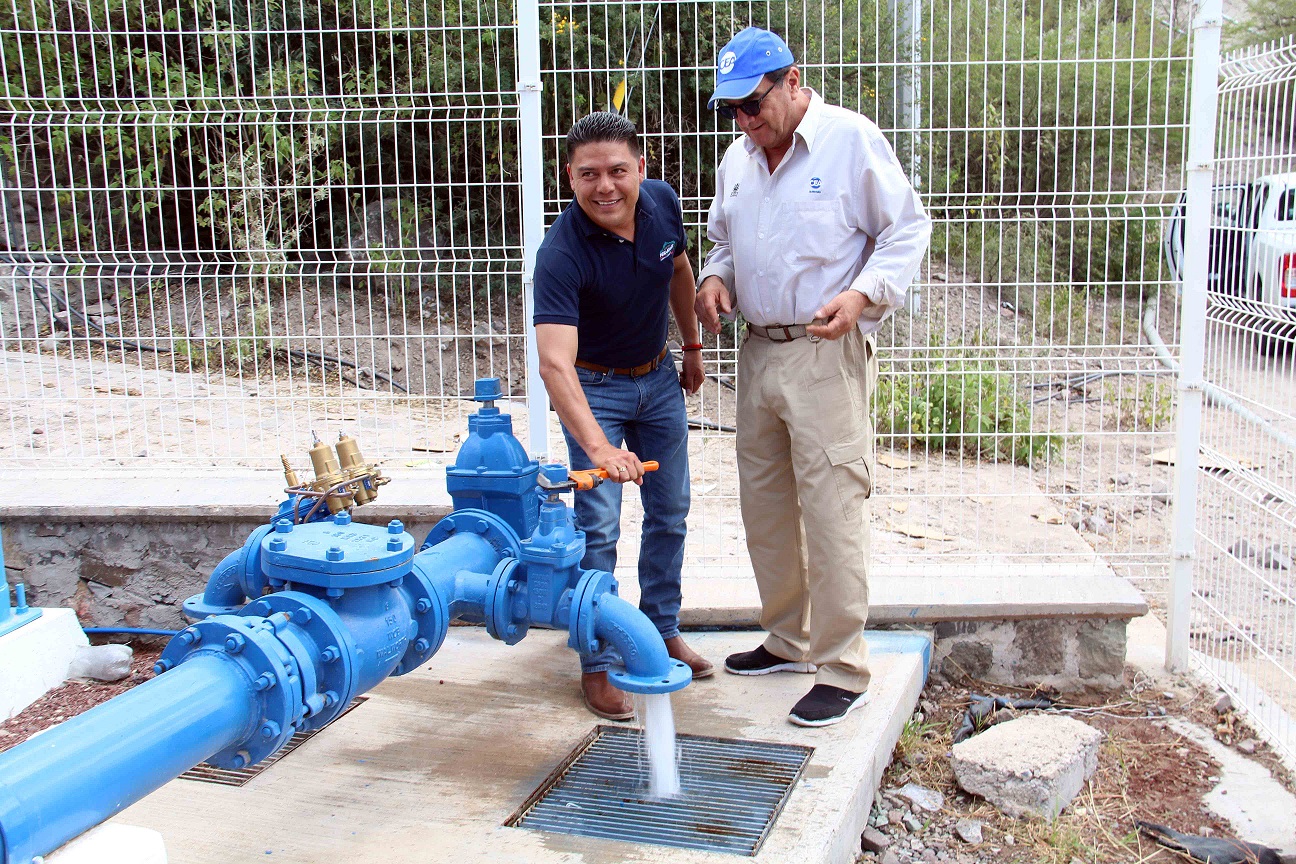 Ultiman detalles para llevar agua potable a 18 comunidades de Peñamiller.