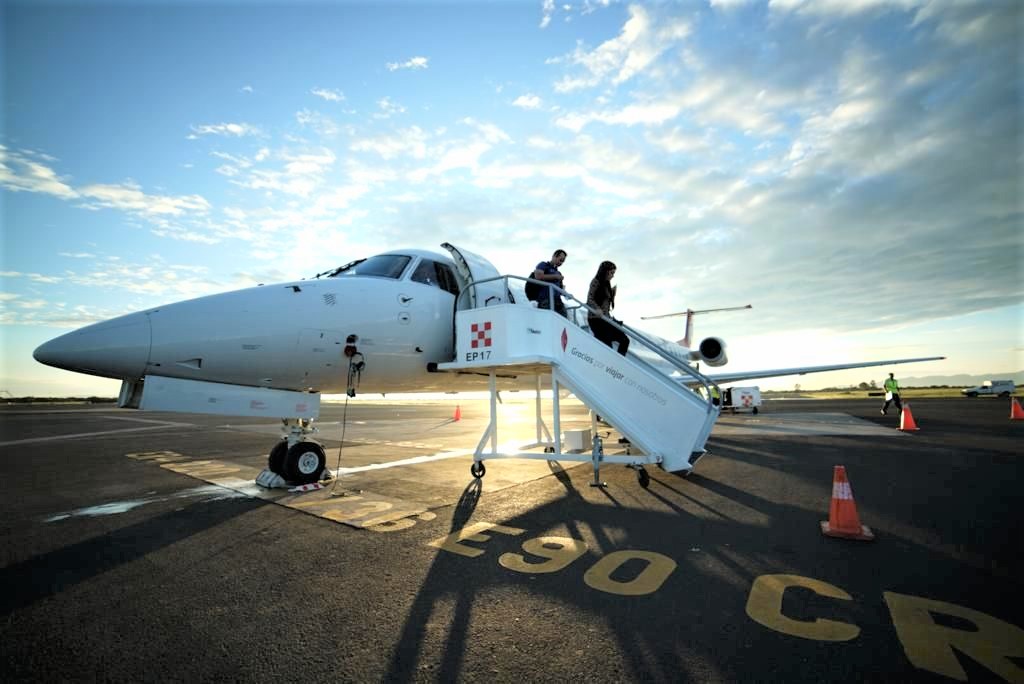 Inicia TAR vuelo directo entre Querétaro y Durango.