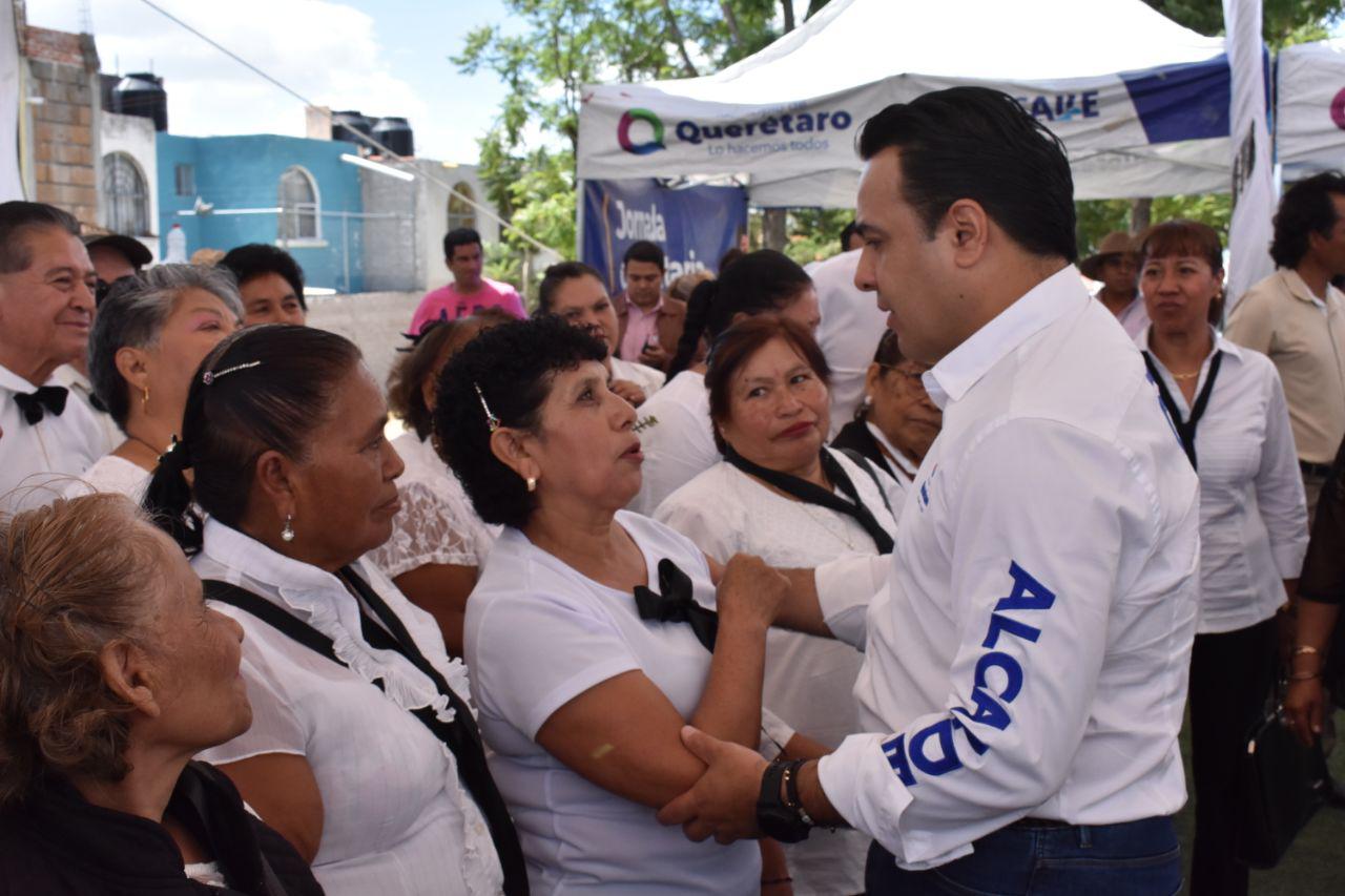 Supervisa Luis Nava jornada comunitaria en la Colonia Las Azucenas.