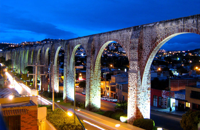 Buscan proteger el Acueducto de Querétaro. Foto: Especial.