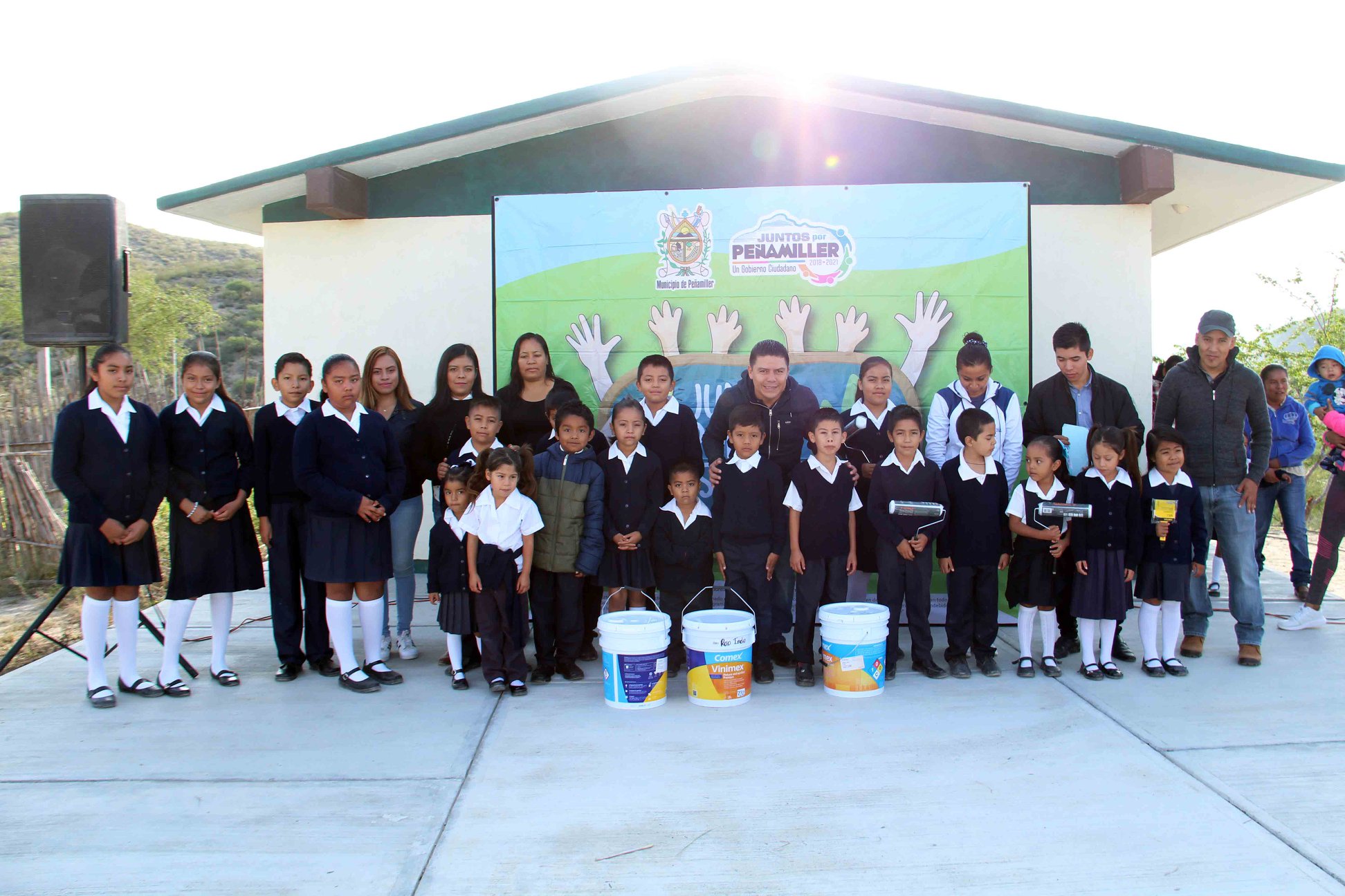 Juan Carlos Linares encabeza la jornada "Juntos por tu Escuela" en El Zapote.