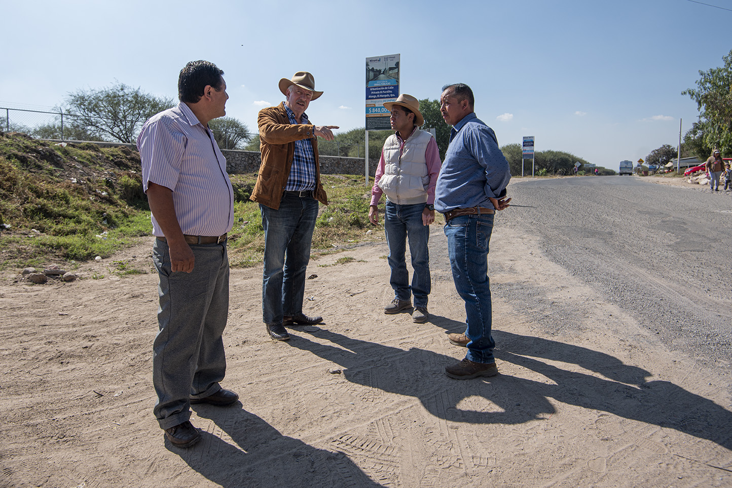 El Ayuntamiento de El Marqués aprueba incremento presupuestal para obra pública.