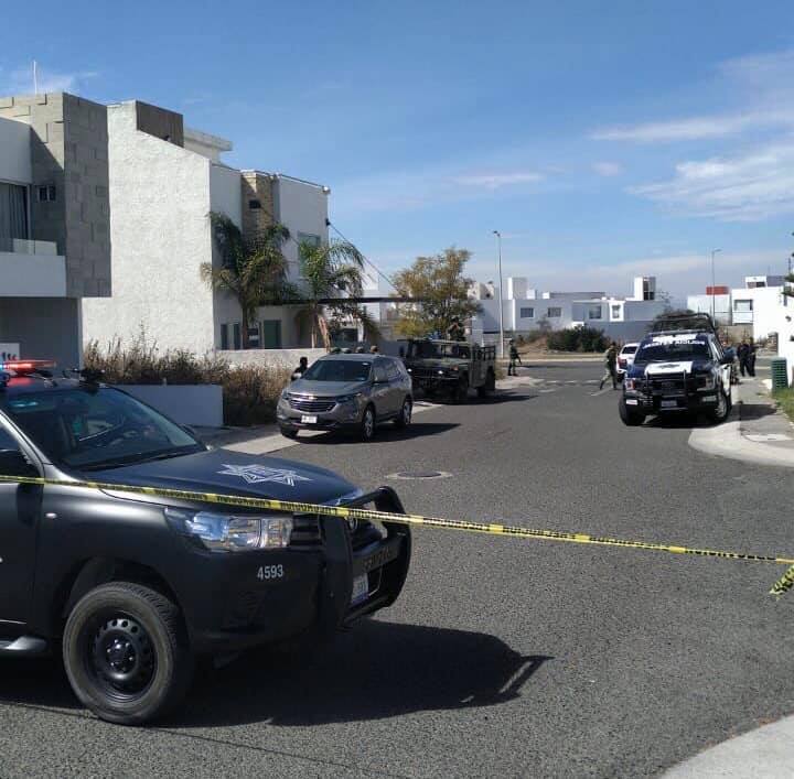 Encuentran granada de fragmentación en Querétaro Capital. Foto: Facebook, Acción Policial.