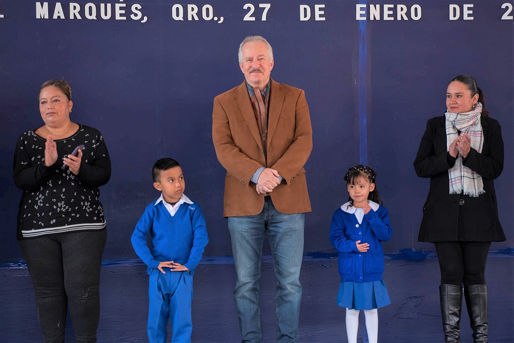 Reafirma Vega carriles su compromiso con la Educación.