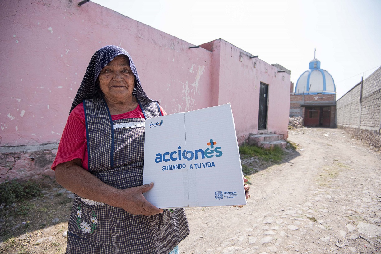 El Marqués reparte 52 mil despensas a familias afectadas por COVID-19.