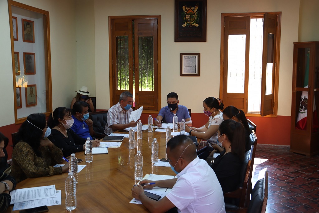 Peñamiller avala reformas a la Constitución de Queretáro en materia político-electoral.