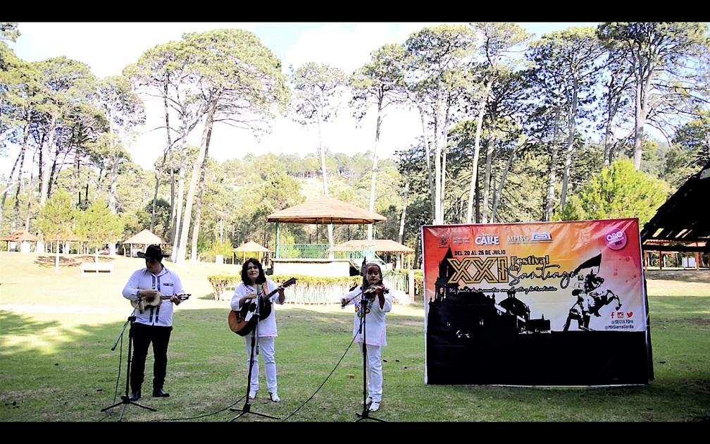 Festival Santiago difunde el talento de los artistas Serranos de Querétaro.