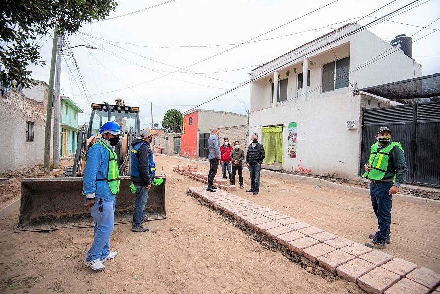 El compromiso del alcalde marquesino es urbanizar en su totalidad San Isidro Miranda