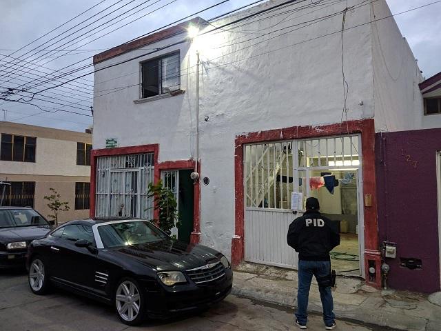 Catean domicilio en la Colonia el Mirador, detienen a 8 y decomisan 600 dosis de droga