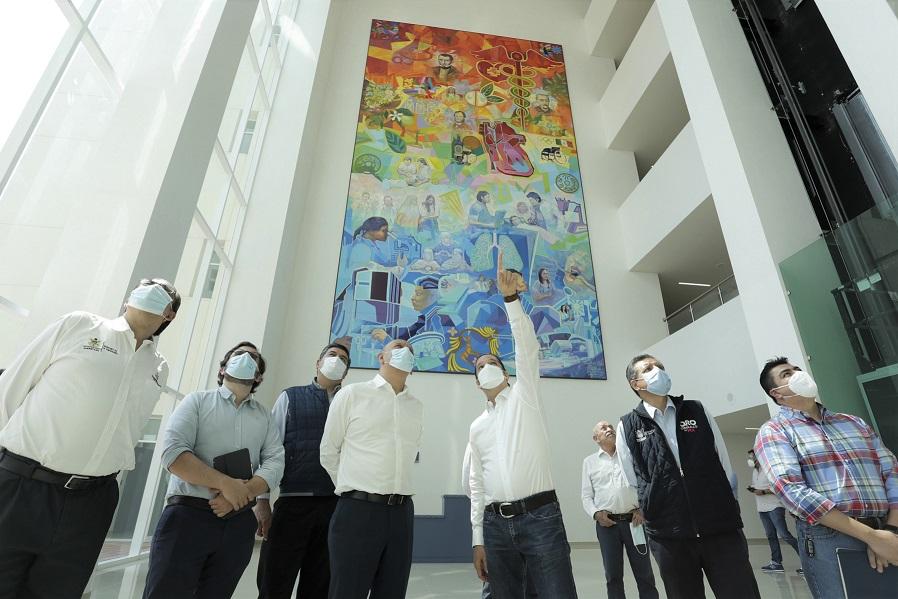 El Gobernador Francisco Domínguez y el Director del INSABI visitan las instalaciones del nuevo Hospital General