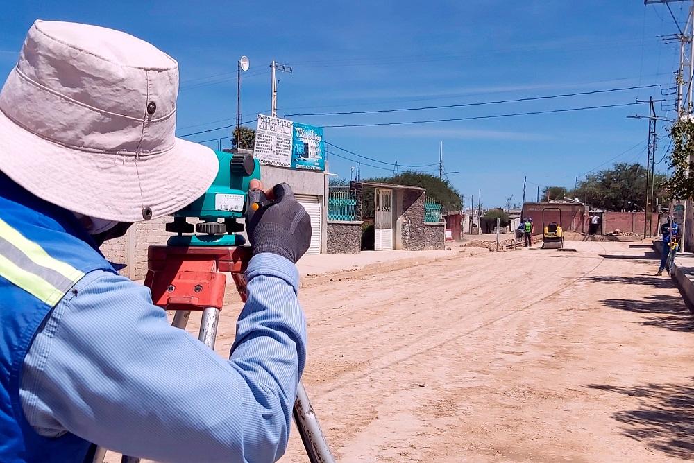 Al momento se lleva un avance del 35 por ciento en las obras de urbanización de Dolores.