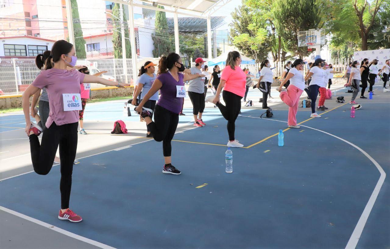 Mujeres del programa “Con Ellas, hacemos la diferencia” inician actividades colectivas.