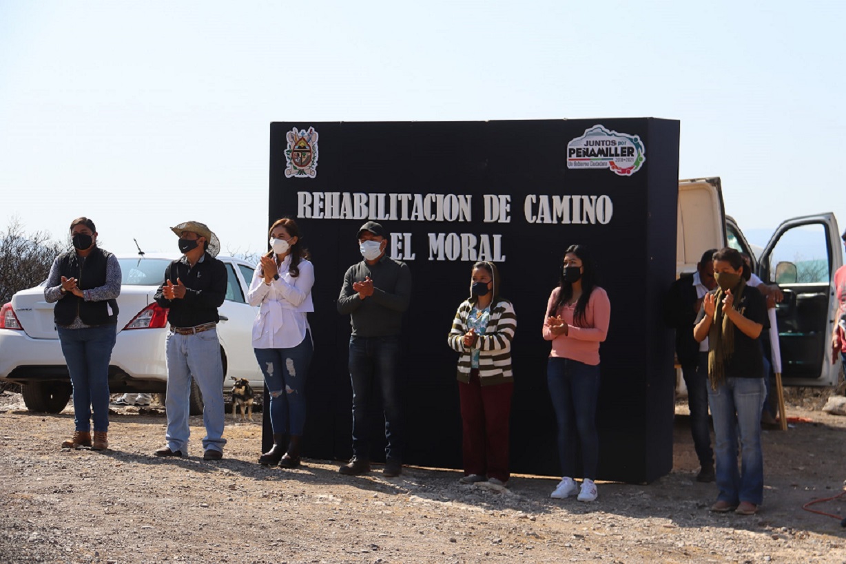 Juan Carlos Linares da banderazo de inicio a obras para dignificar accesos al Moral, Loma Bonita y La Plazuela