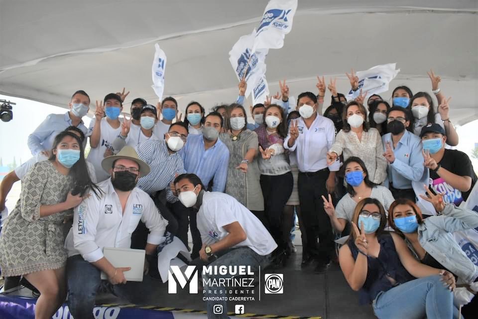 Jóvenes de Cadereyta respaldan candidatura de Miguel Martínez.