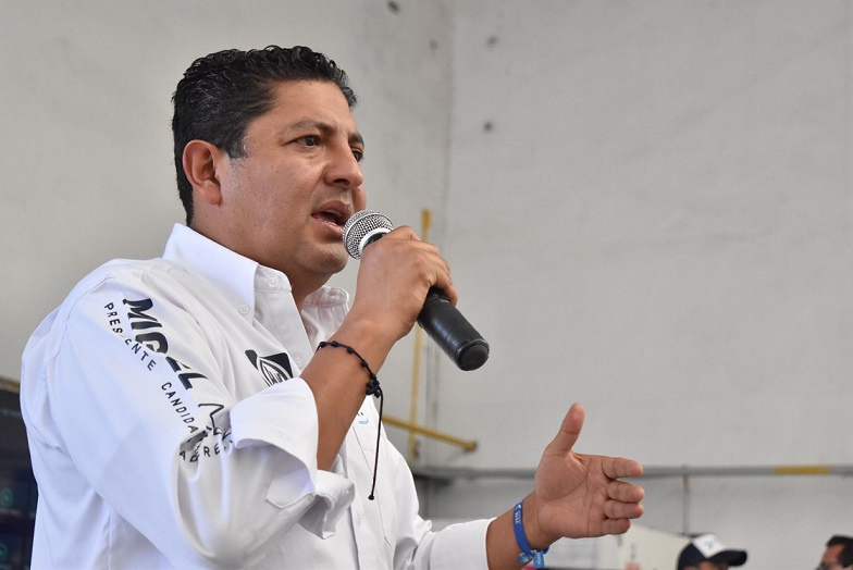 Propone Miguel Martínez implementar miércoles ciudadano y viernes comunitario en Cadereyta.