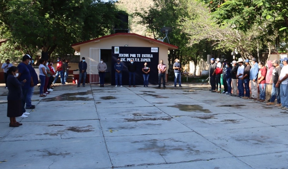 24 escuelas públicas de Peñamiller podrán regresar a clases presenciales.