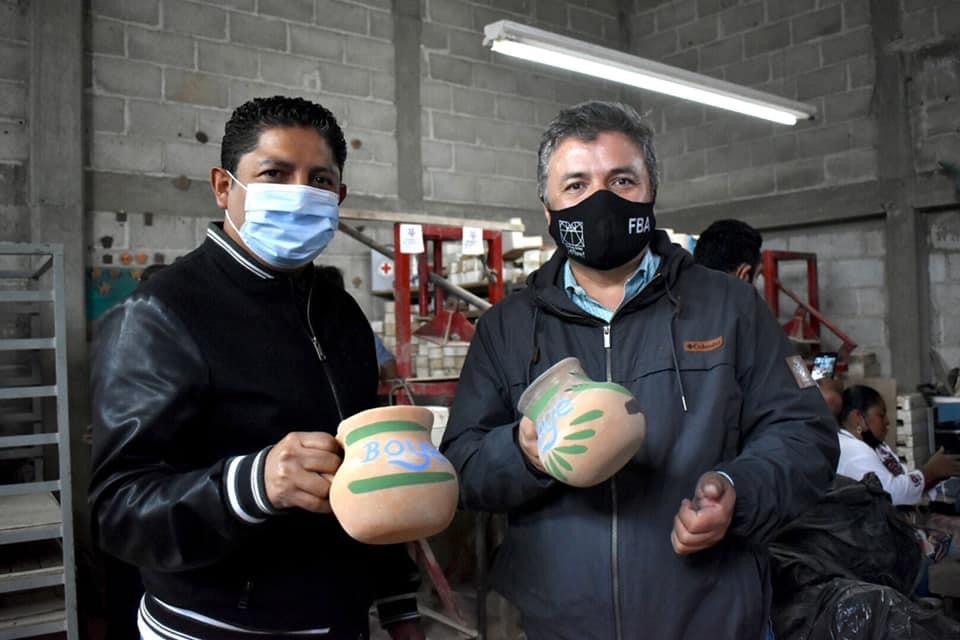 Busca Miguel Martínez Peñaloza potencializar trabajo de artesanos de vara y mármol en Cadereyta