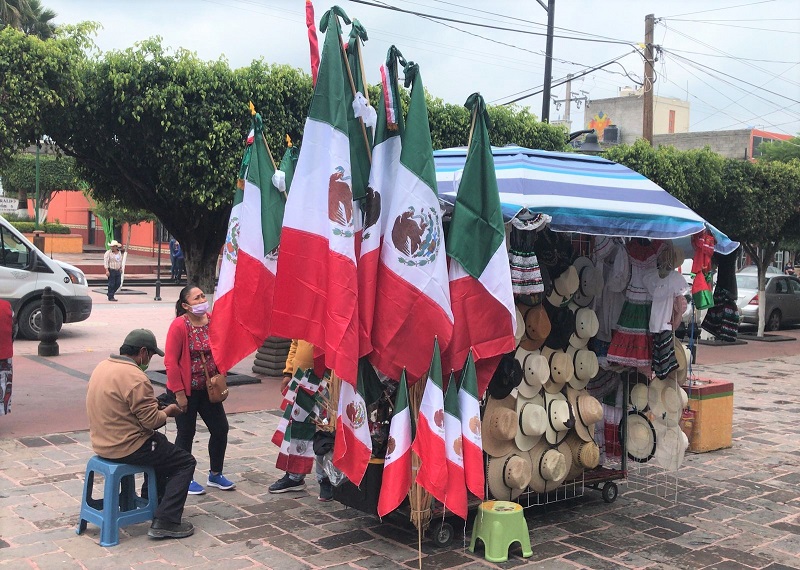 Recomiendan reforzar medidas sanitarias para evitar contagios de COVID-19 en festejos patrios en Querétaro.