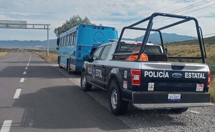 Aseguran a 100 migrantes centroamericanos en Tolimán