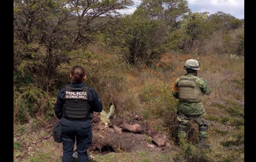 Aseguran toma clandestina de combustible de Pemex en Dolores de Ajuchitlancito, Pedro Escobedo