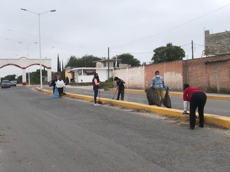 Llevan a cabo una jornada de reciclaje en La Lira en Pedro Escobedo.