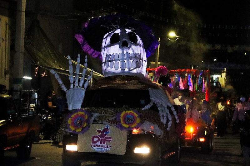 Sorprendente el inicio de festividades por Día de Muertos en Peñamiller