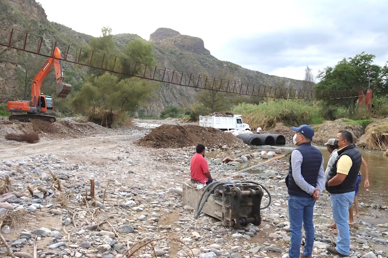 Inicia en Peñamiller la rehabilitación de puentes colgantes dañados por las lluvias.