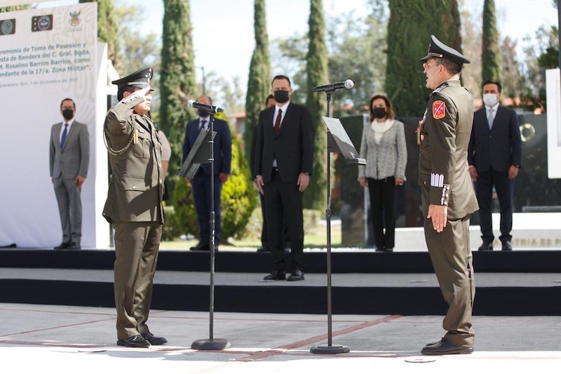 Asiste el Gobernador Mauricio Kuri a la toma de posesión del comandante de la XVII Zona Militar.