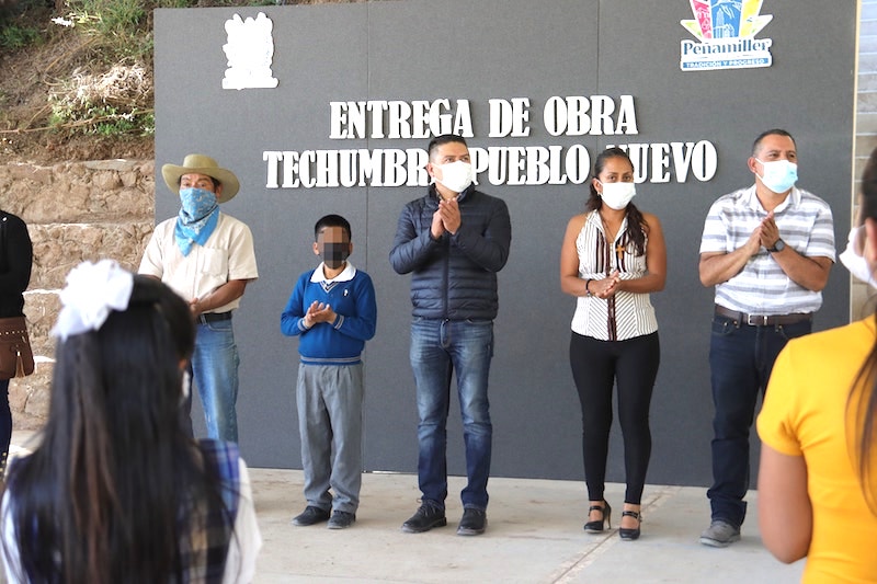 Entregan techumbre de primaria en Pueblo Nuevo Peñamiller.