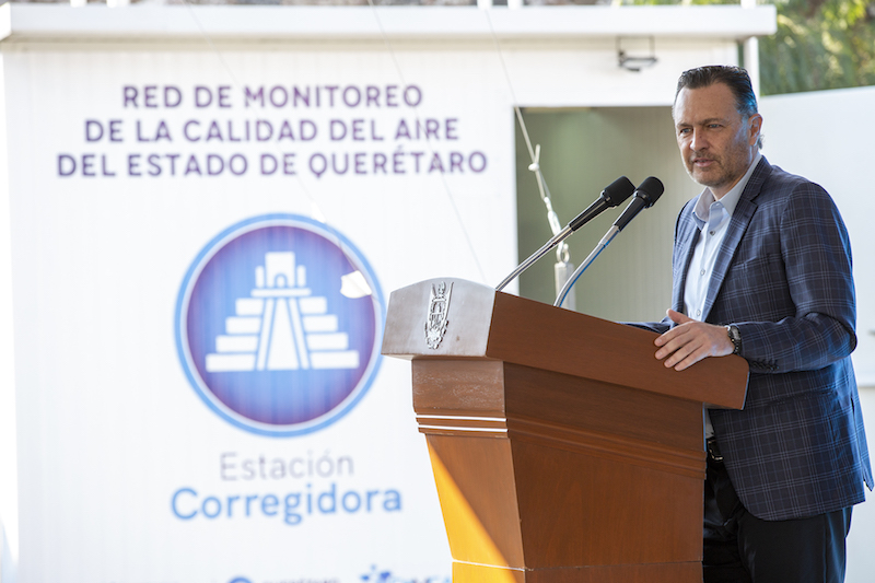 Mauricio Kuri entrega 3 estaciones de calidad del aire en Corregidora.