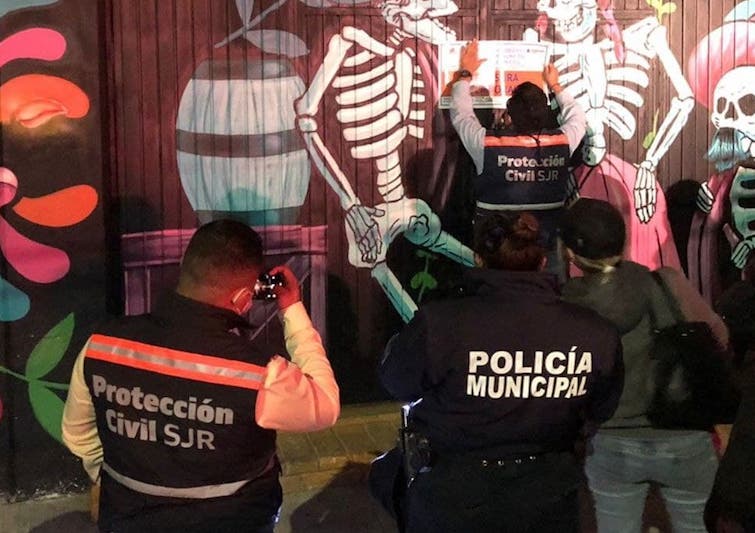 Unidad Anti-COVID en Querétaro suspende 11 establecimientos que incumplían medidas sanitarias.