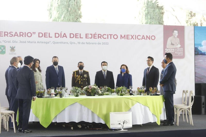 Autoridades Municipales de Querétaro reconocen labor del Ejército Mexicano.