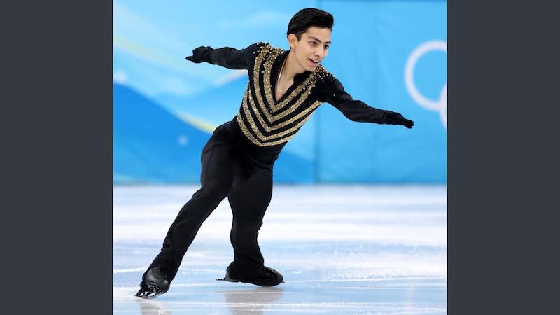 El Atleta mexicano Donovan Carrillo pasa a la final de patinaje artístico en Beijing.