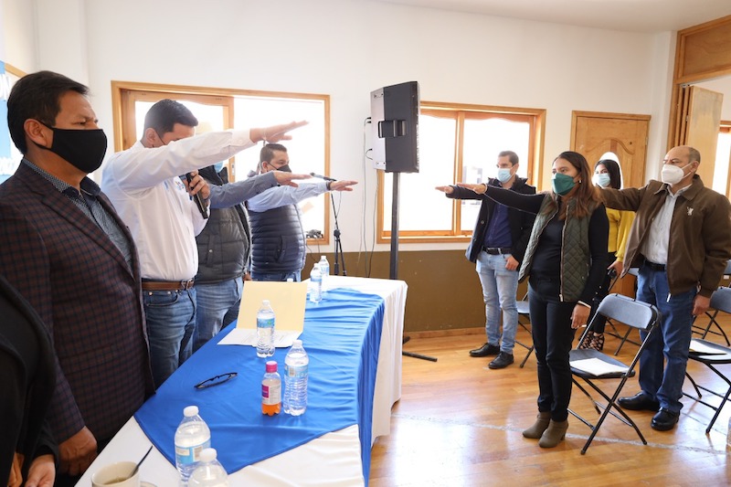 Se instala el Consejo Municipal de Participación Social en la Educación en Pinal de Amoles.