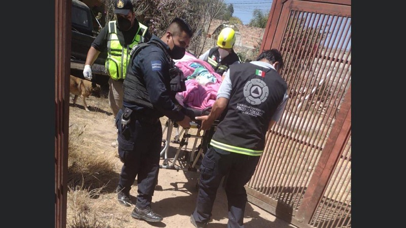 En Pedro Escobedo, dos mujeres de la tercera edad intoxicadas fueron rescatadas.