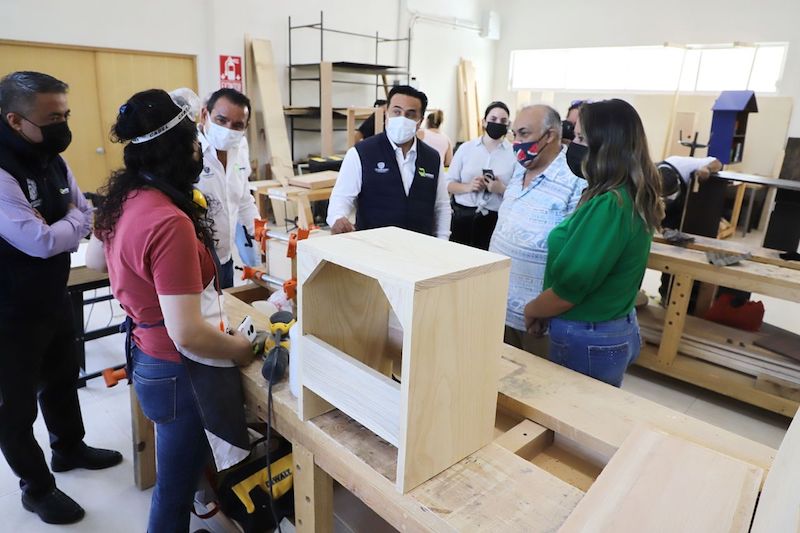 Supervisa Luis Nava Instituto Municipal de Artes y Oficios en la Capital de Querétaro.