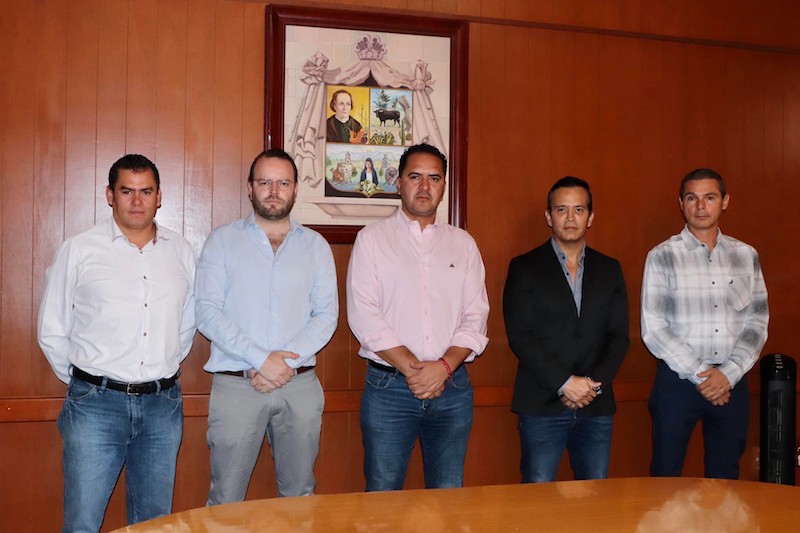 Presenta Manuel Montes proyectos para detonar turismo en Colón.