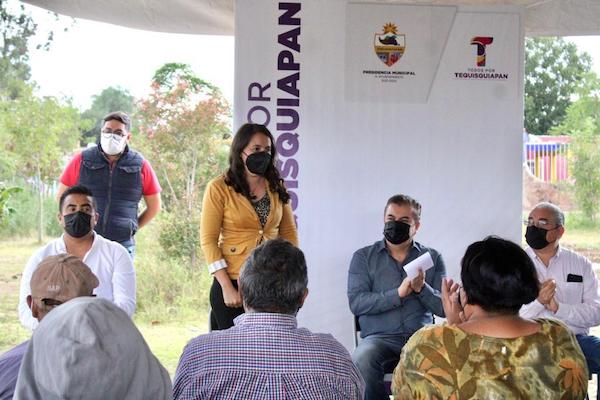 Anuncia Toño Mejía construcción de parque recreativo en San Nicolás, Tequisquiapan.