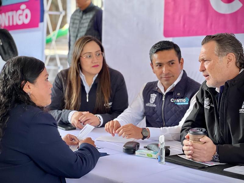 Amarildo Bárcenas y Mauricio Kuri participan en Jornada de servicios Aquí contigo