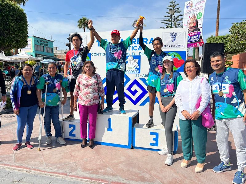 Más de 350 atletas en Pedro Escobedo participan en 1era carrera “Contigo cuidamos el Planeta”