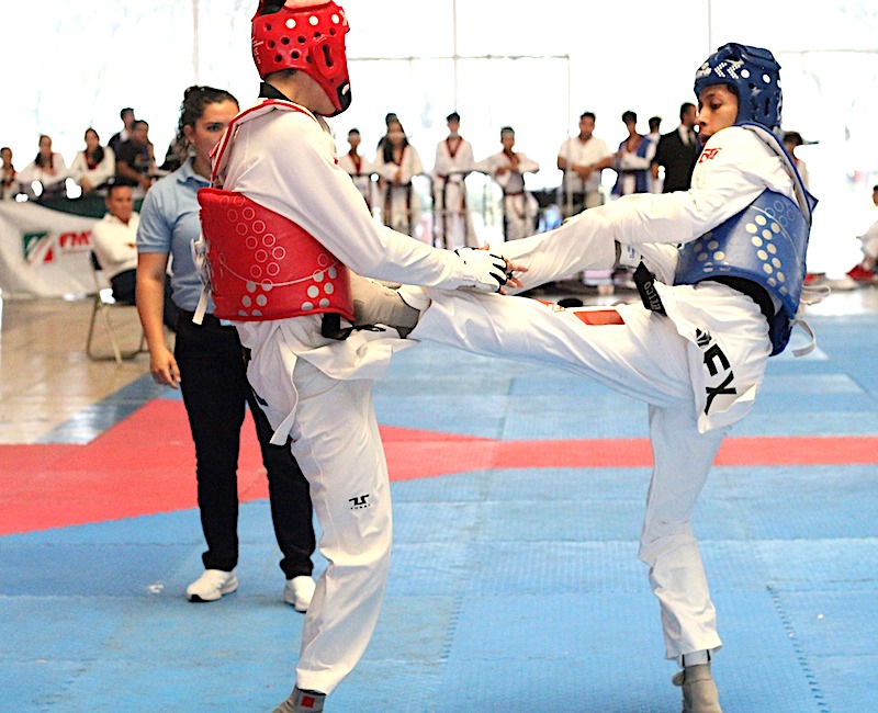 Taekwuandoínes de Querétaro participarán en Campeonato de Mundial en Bakú.