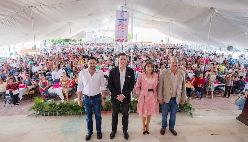 6 mil mujeres de El Marqués participan en Festejo del Día de las Madres.