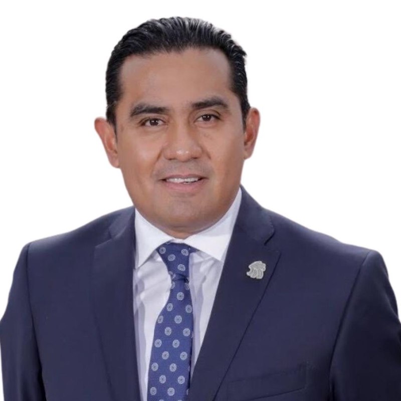 Mauricio Vergara Lobato nuevo titular de la Dirección del Deporte en Querétaro Capital.