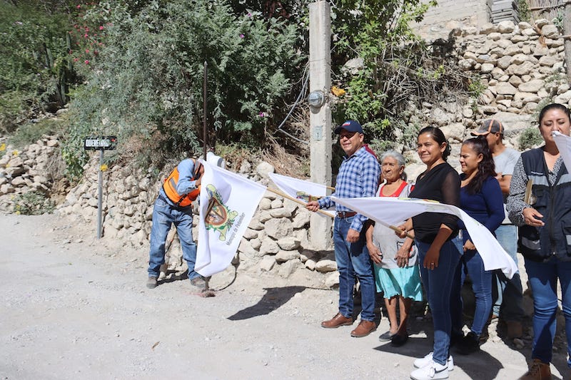 Inicia en Peñamiller ampliación de red de energía eléctrica en Adjuntas de Higueras.