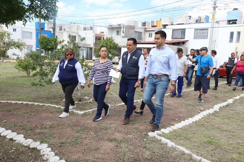 Supervisa Luis Nava mejoras en condominios en la Delegación Félix Osores. Las acciones realizadas tienen el objetivo de que las familias tengan espacios dignos, seguridad y vialidades ordenadas.